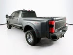 Ford Super Duty F-350 DRW Pickup Platinum de 2027
