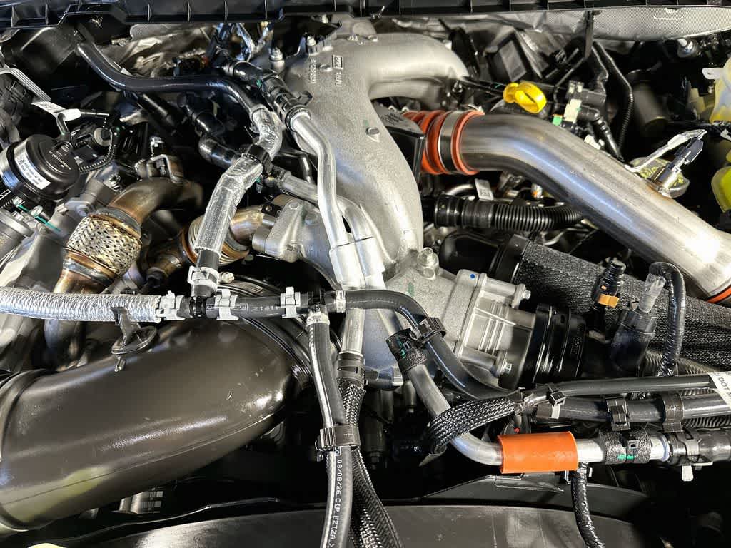 Ford Super Duty F-350 DRW Pickup Platinum de 2027