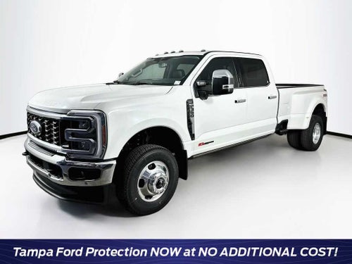 Ford Super Duty F-350 DRW Pickup LARIAT de 2026
