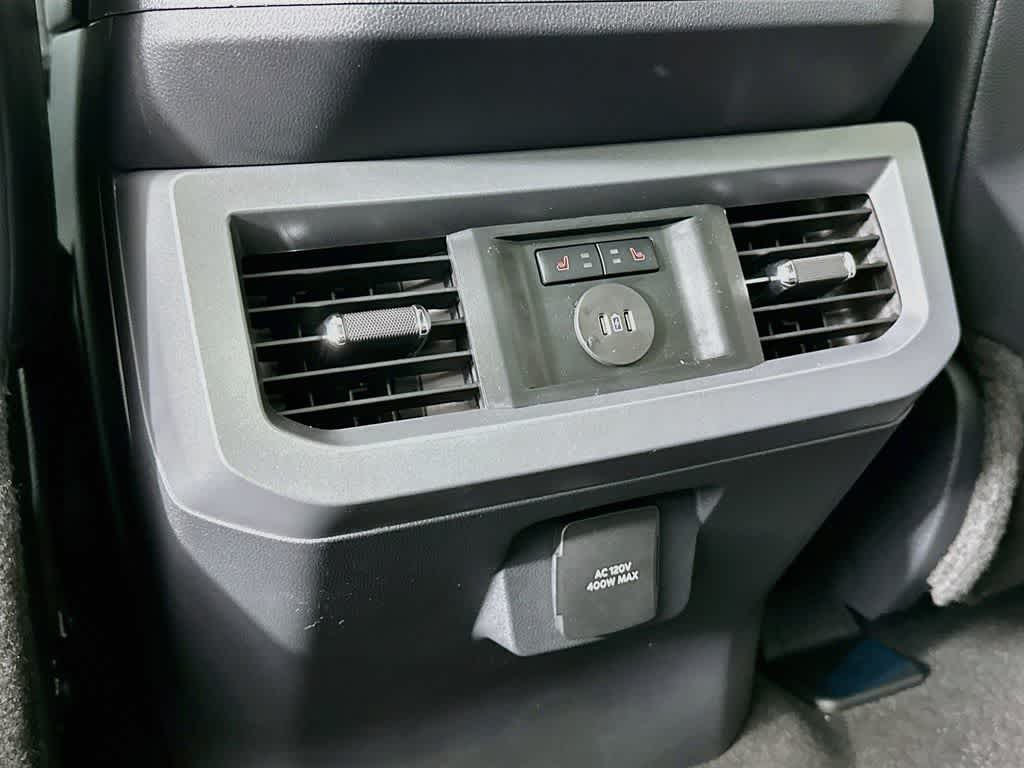 Ford Super Duty F-350 DRW Pickup LARIAT de 2026