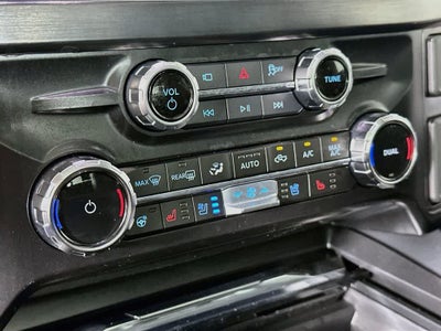 Ford Super Duty F-350 DRW Pickup LARIAT de 2026