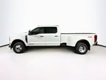 Ford Super Duty F-350 DRW Pickup LARIAT de 2026