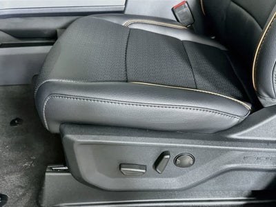 Ford Super Duty F-350 DRW Pickup LARIAT de 2026