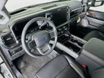 Ford Super Duty F-350 DRW Pickup LARIAT de 2026