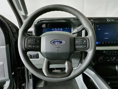 Ford Super Duty F-350 DRW Base 2026