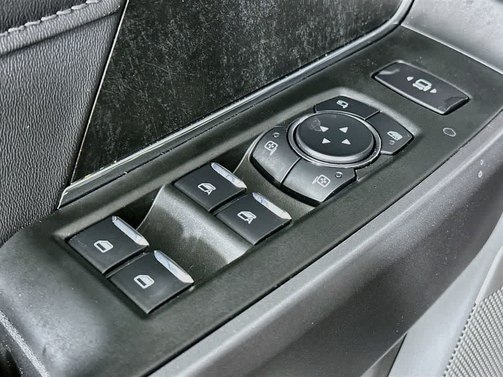 Ford Super Duty F-350 DRW Base 2026