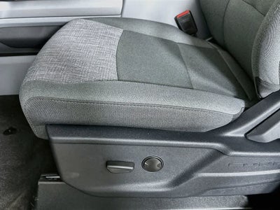 Ford Super Duty F-350 DRW Base 2026