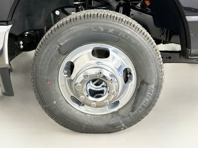 Ford Super Duty F-350 DRW Base 2026