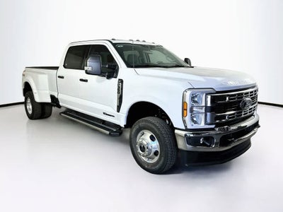 Ford Super Duty F-350 DRW Pickup XLT 2026