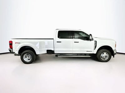 Ford Super Duty F-350 DRW Pickup XLT 2026
