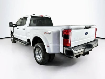 Ford Super Duty F-350 DRW Pickup XLT 2026
