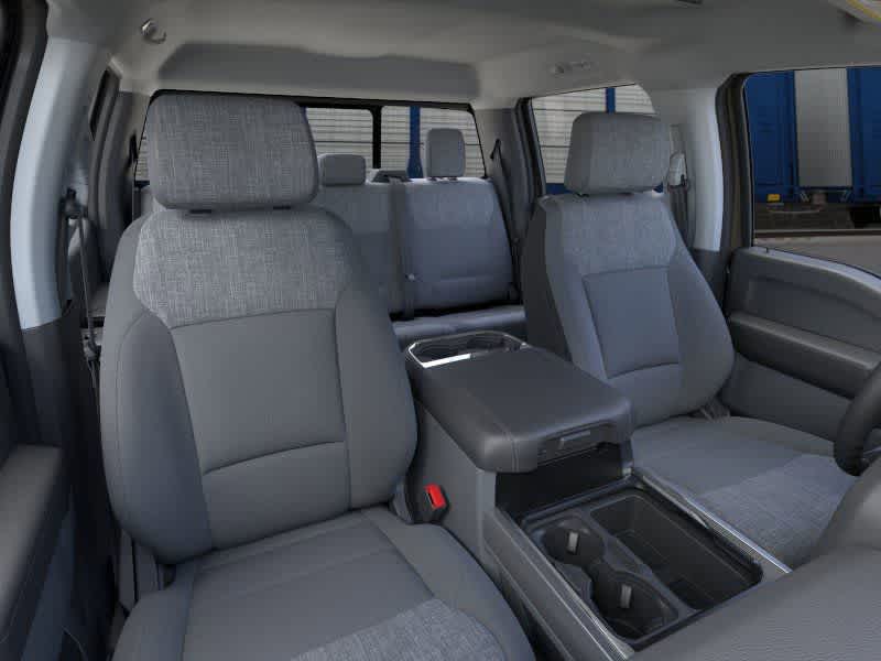 Ford Super Duty F-350 DRW Pickup XLT 2026