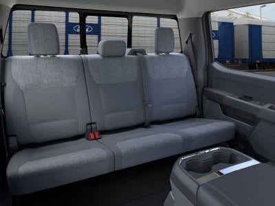 Ford Super Duty F-350 DRW Pickup XLT 2026