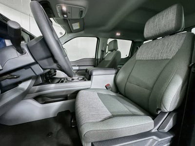 Ford Super Duty F-350 DRW Pickup XLT 2026