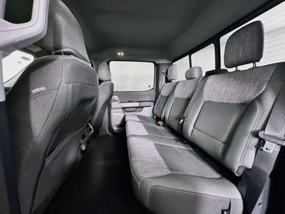 Ford Super Duty F-350 DRW Pickup XLT 2026