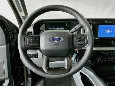 Ford Super Duty F-350 DRW Pickup XLT 2026