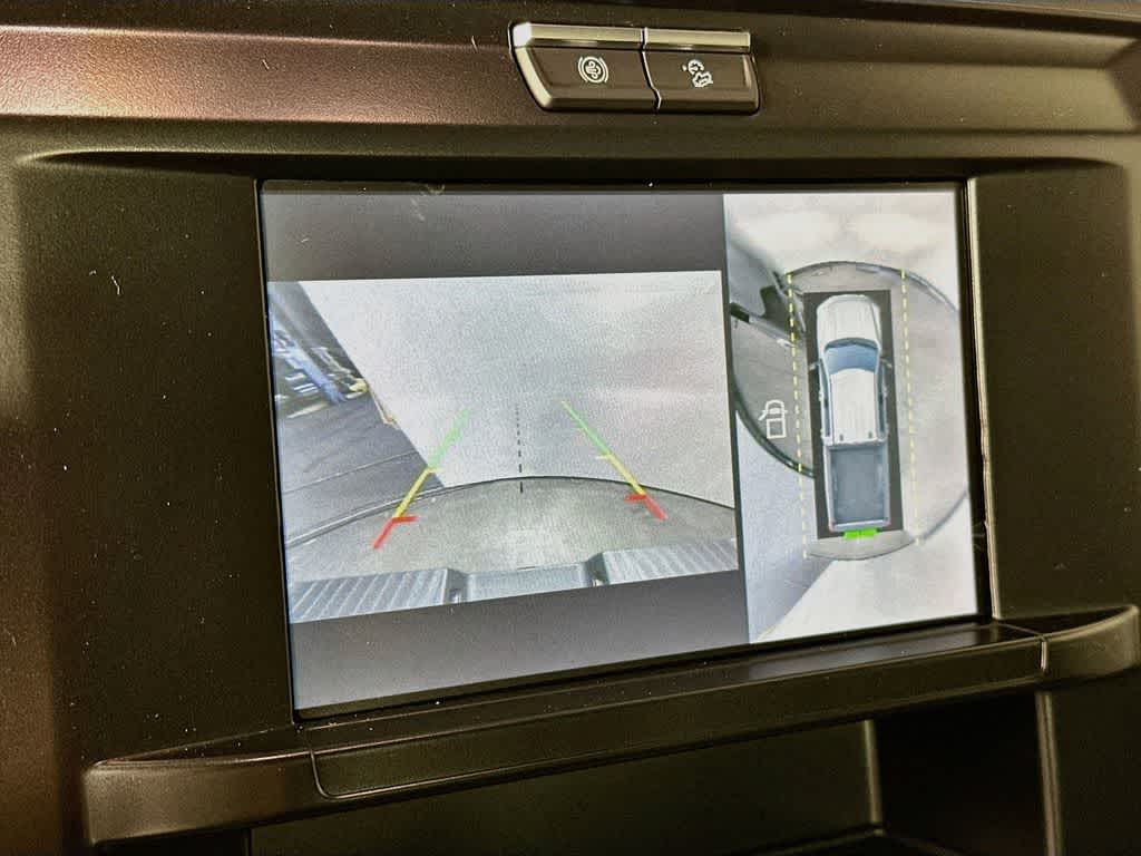 Ford Super Duty F-350 DRW Pickup XLT 2026