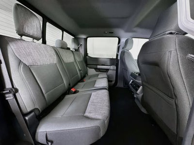 Ford Super Duty F-350 DRW Pickup XLT 2026