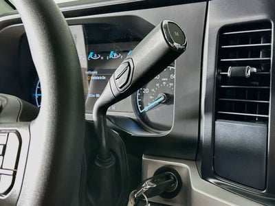 Ford Super Duty F-350 DRW Pickup XLT 2026