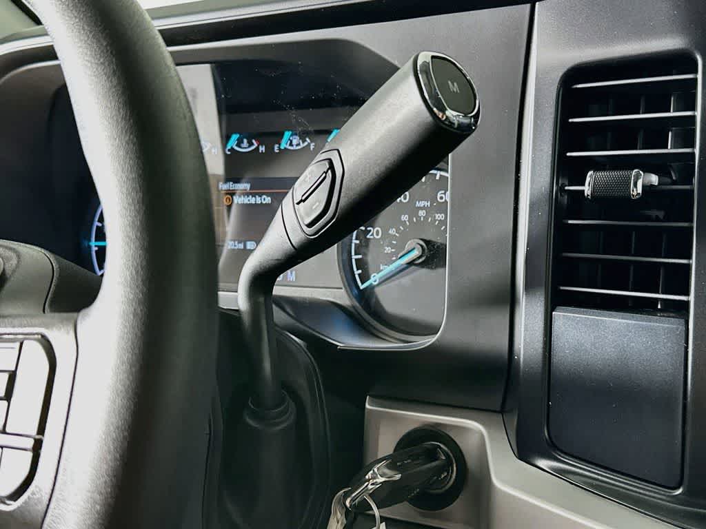 Ford Super Duty F-350 DRW Pickup XLT 2026