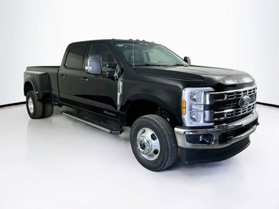Ford Super Duty F-350 DRW Pickup XLT 2026