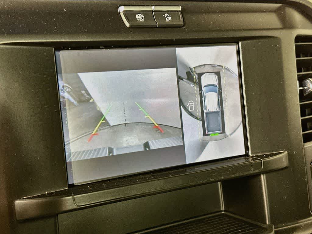 Ford Super Duty F-350 DRW Pickup XLT 2026
