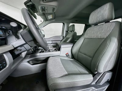 Ford Super Duty F-350 DRW Pickup XLT 2026