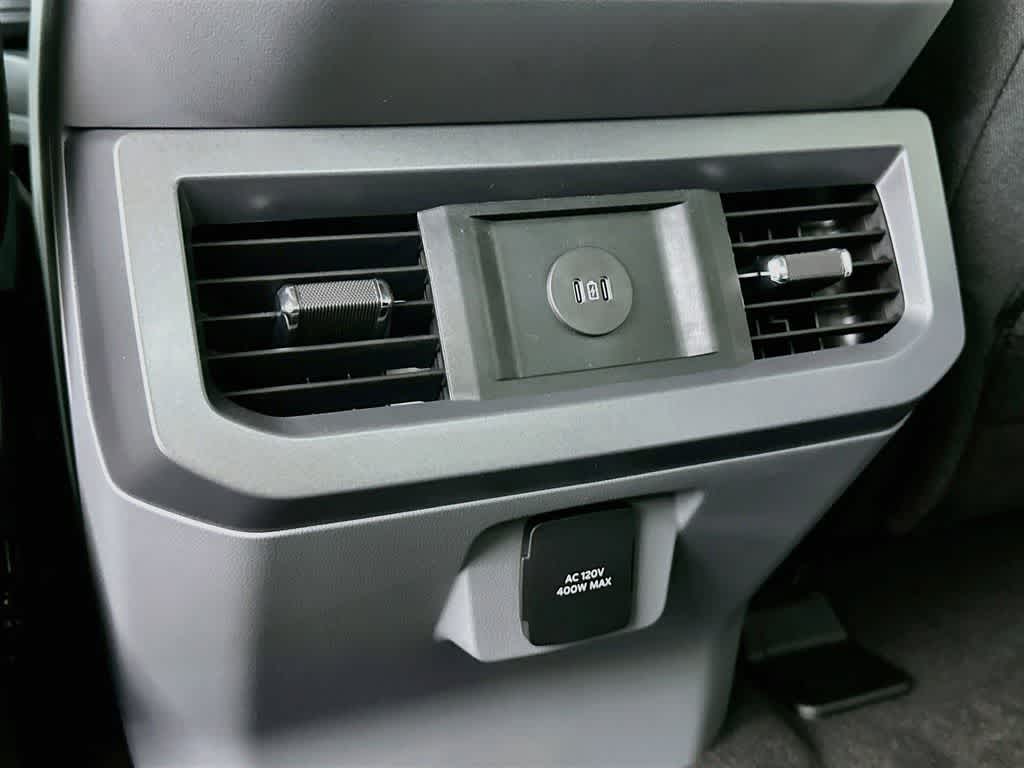 Ford Super Duty F-350 DRW Pickup XLT 2026