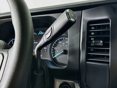 Ford Super Duty F-350 DRW Pickup XLT 2026