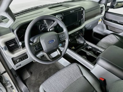 Ford Super Duty F-350 DRW Pickup XLT 2026