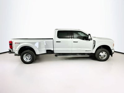 Ford Super Duty F-350 DRW Pickup XLT 2026