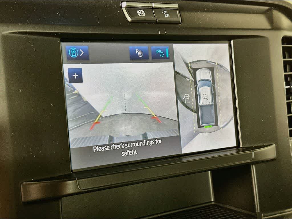 Ford Super Duty F-350 DRW Pickup XLT 2026