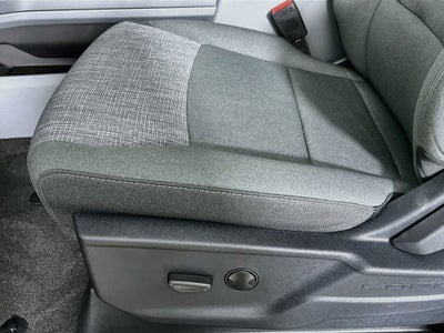 Ford Super Duty F-350 DRW Pickup XLT 2026