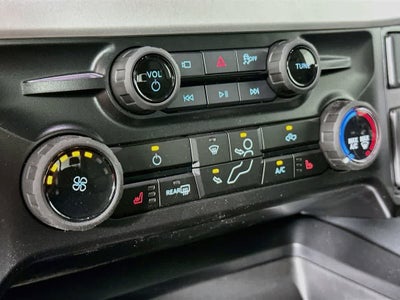 Ford Super Duty F-350 DRW Pickup XLT 2026