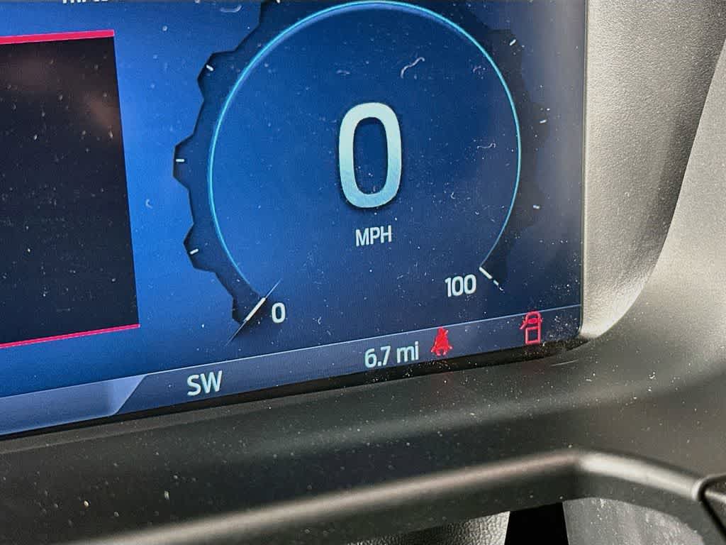 Ford Super Duty F-350 DRW Pickup XLT 2026