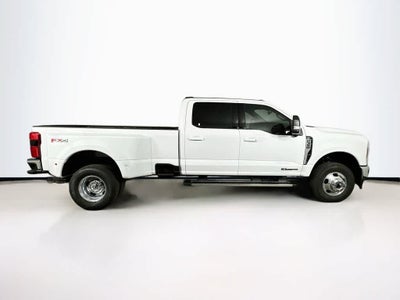 Ford Super Duty F-350 DRW Pickup XLT 2026