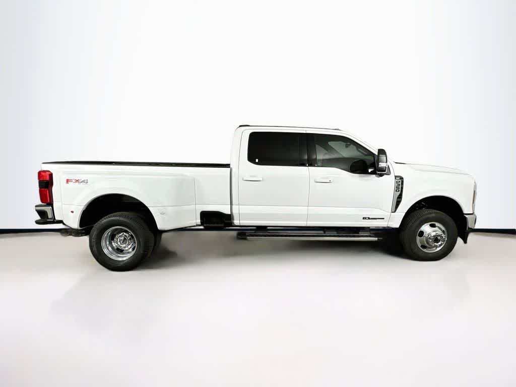 Ford Super Duty F-350 DRW Pickup XLT 2026