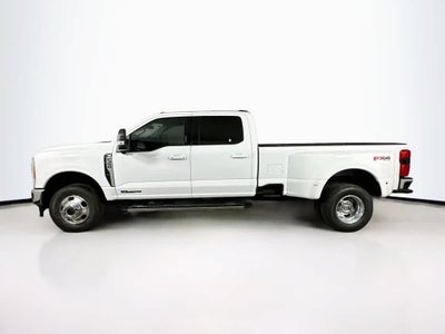 Ford Super Duty F-350 DRW Pickup XLT 2026