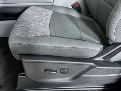 Ford Super Duty F-350 DRW Pickup XLT 2026