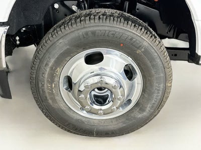 Ford Super Duty F-350 DRW Pickup XLT 2026