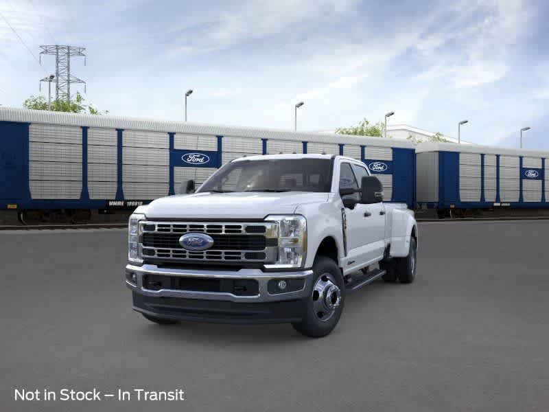 Ford Super Duty F-350 DRW Pickup XLT 2026