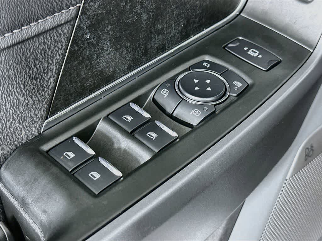 Ford Super Duty F-350 DRW Base 2026