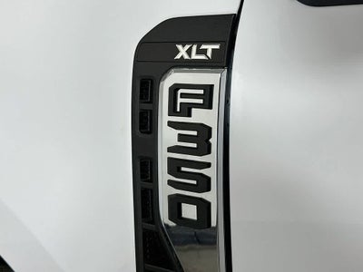 Ford Super Duty F-350 DRW Base 2026