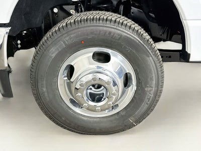 Ford Super Duty F-350 DRW Base 2026