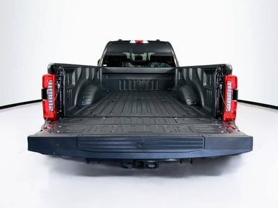 Ford Super Duty F-350 DRW Pickup XLT 2026