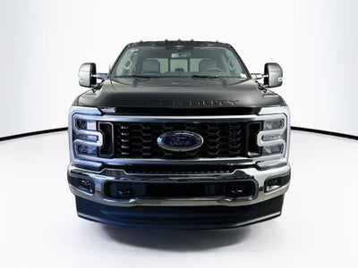 Ford Super Duty F-350 DRW Pickup XLT 2026