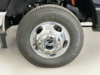 Ford Super Duty F-350 DRW Pickup XLT 2026