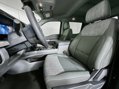 Ford Super Duty F-350 DRW Pickup XLT 2026