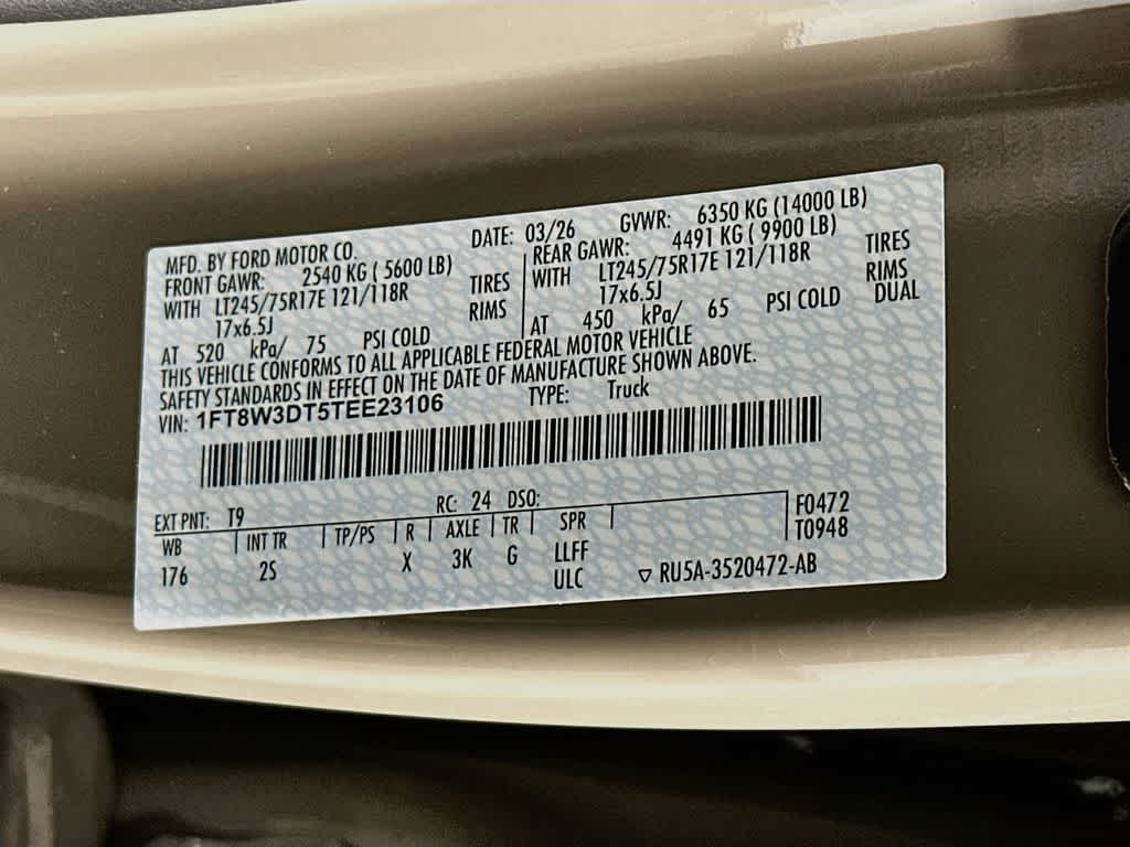 Ford Super Duty F-350 DRW Pickup XLT 2026