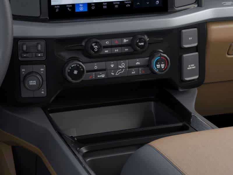 Ford Super Duty F-350 DRW Pickup XLT 2026